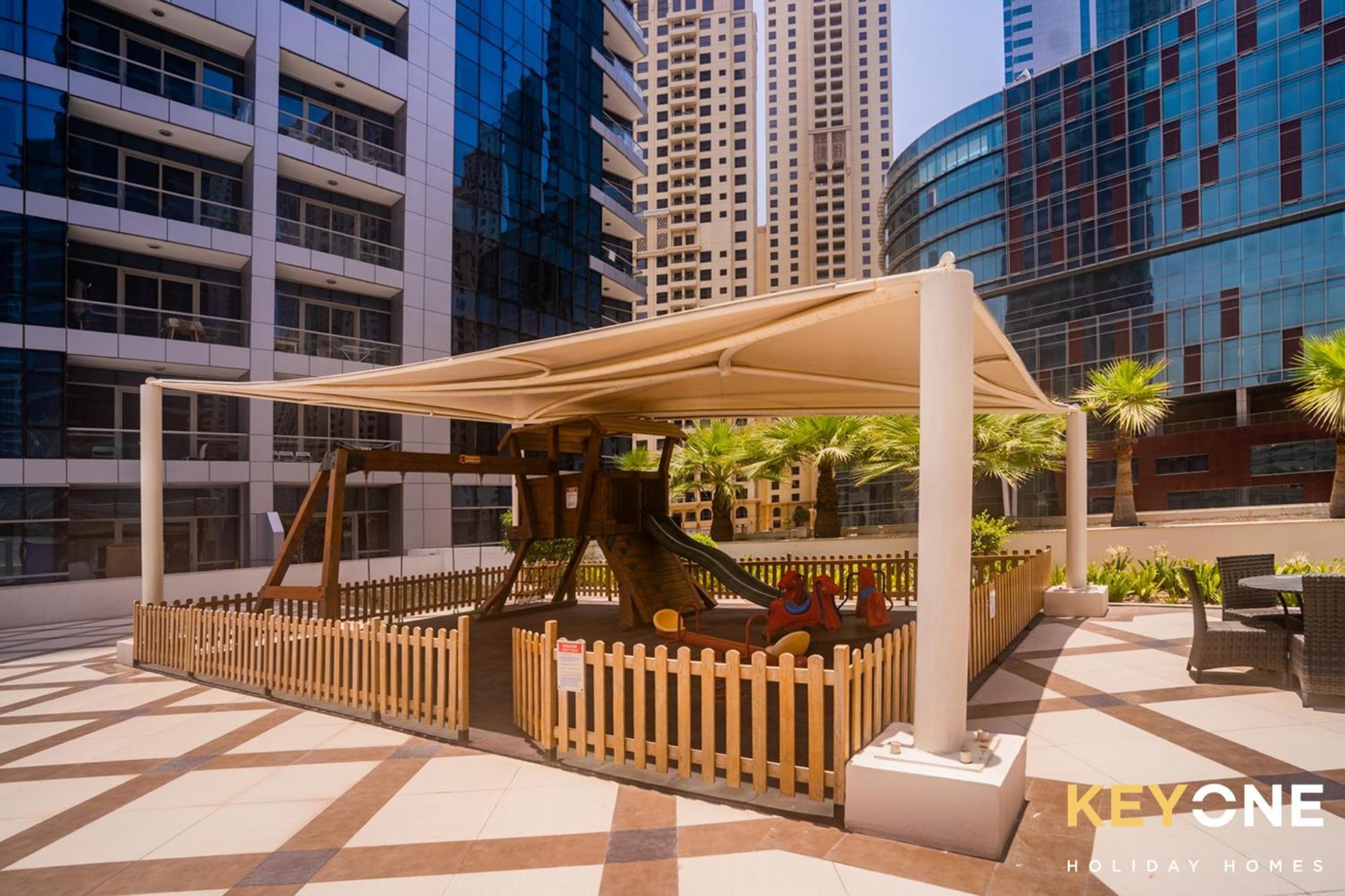 Contemporary One Bedroom With Full Marina View Appartement Dubai
